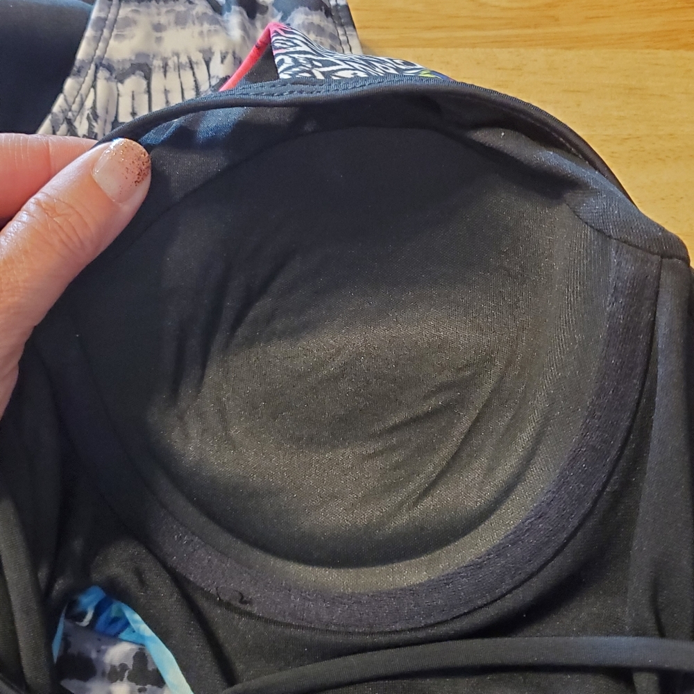 Strappy Swim Suit Size L (11-13) - Picture 5 of 6